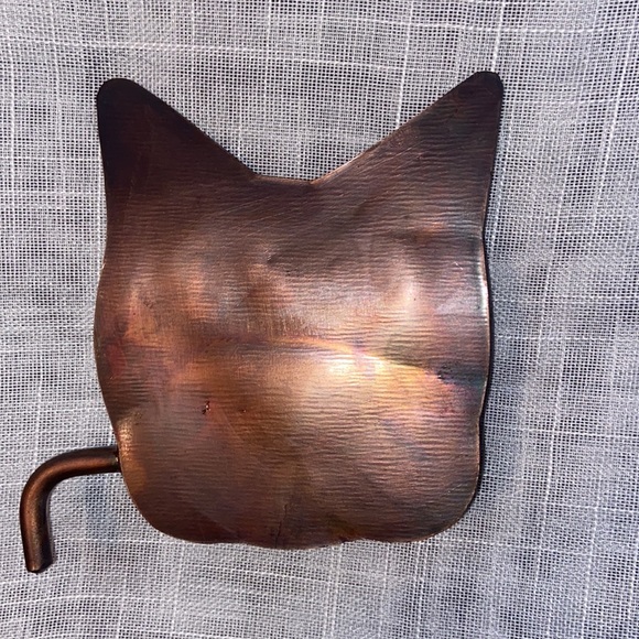 Cat Head Art- made of metal (copper) - Picture 2 of 4